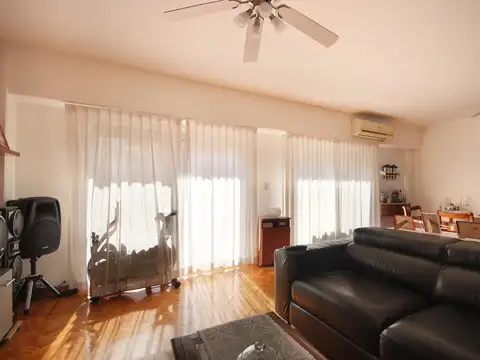 Departamento en Venta en Balvanera, USD 199.900
