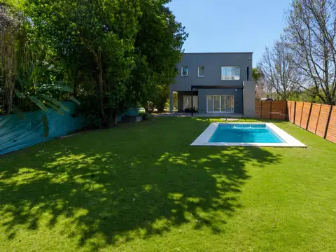 Casa en Venta en Rincón de Milberg, USD 420.000