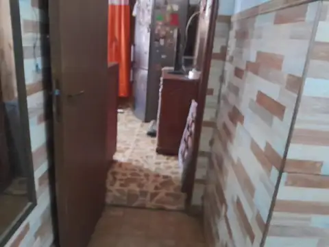 SE ALQUILA CASA  EN GONZALEZ CATAN