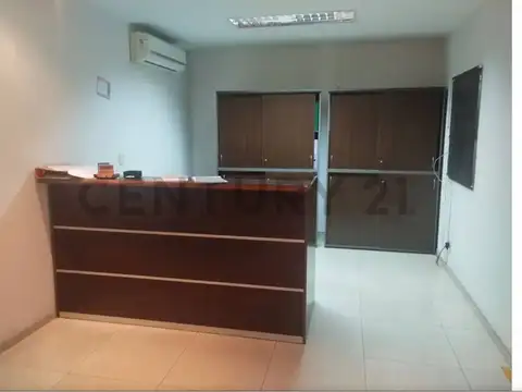 Tres Arroyos 300, Piso 329