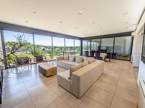 VENTA CASA 4 dormí COUNTRY LA CUESTA