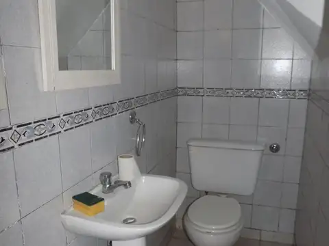 Depto Tipo Casa en Venta 40 años