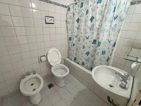 DEPARTAMENTO 4 AMBIENTES EN ALQUILER EN  LUGANO