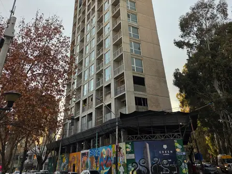 Departamento un dormitorio, edificio Green Tower.