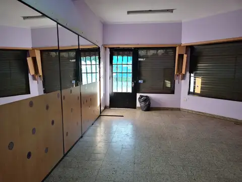 Local en Venta en La Plata [Cod: 7450-218]