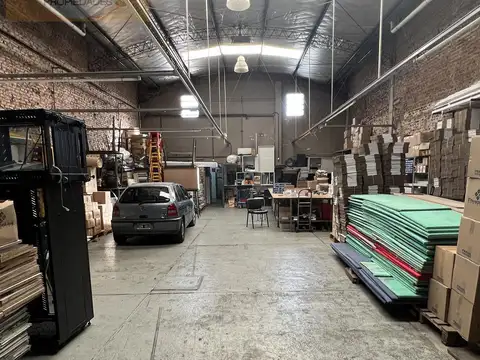 Galpon en Venta en Ramos Mejia Sur, USD 490.000