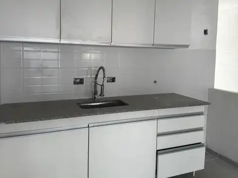 Depto Tipo Casa en Venta de 2 ambientes