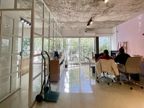Excelente oficina con balcón al frente a estrenar en Guatemala 5700, Palermo Hollywood.