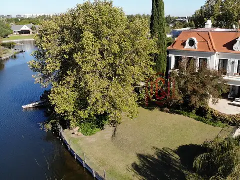 Casa en Venta en La Isla 6 dormitorios, Nordelta 200