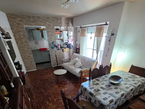 Departamento 3 ambientes con 1 baño