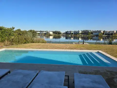 Casa en Barbarita en venta y alquiler a la laguna