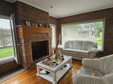 Casa en Venta en Country Club Banco Provincia, USD 290.000