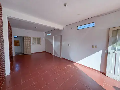 Local en Alquiler en Corrientes, $ 700.000