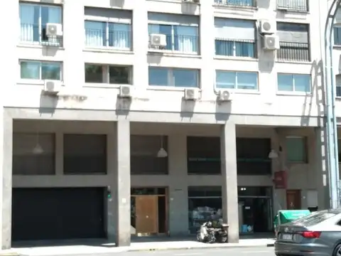 Local + Oficina , Av LIbertador y Callao! Se acepta permuta