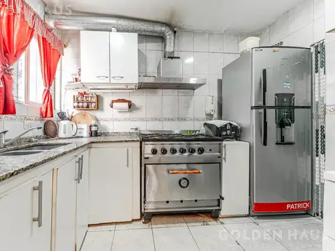 Depto Tipo Casa en Venta de 5 ambientes