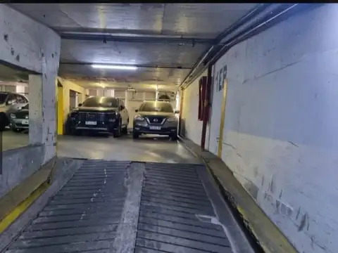 Cochera en Venta Fija