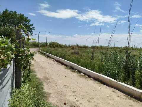 VENTA TERRENO CON PILETA CARRIL NORTE SAN MARTIN