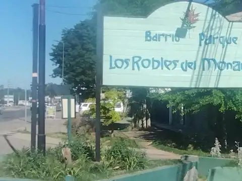 Terreno en Venta en Los Robles del Monarca, USD 63.500