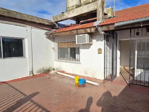 Local en Venta en 9 de Abril, USD 450.000