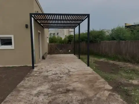 Casa en Venta en Pilar del Este - San Ramon, USD 160.000