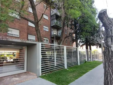 Boatti 900, Piso 1°