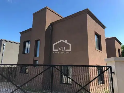 Casas del Pilar, Pilar .