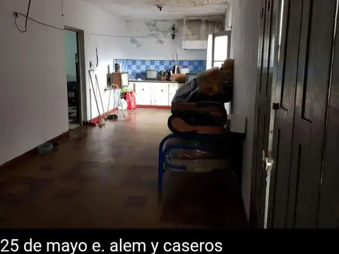 Casa en Venta con 4 cocheras