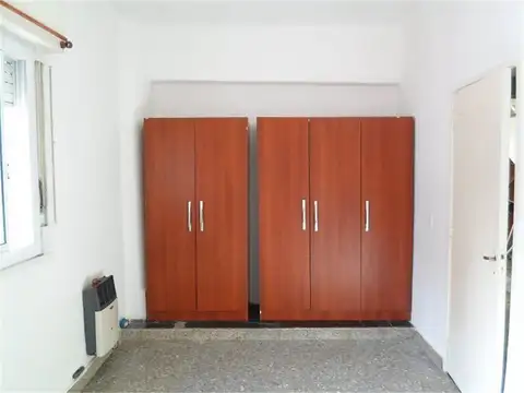 Depto Tipo Casa en Alquiler de 2 ambientes