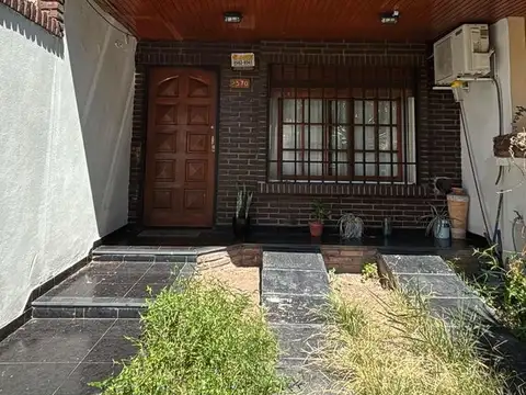 Pasaje Ostende  al 2500