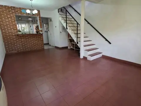 Depto Tipo Casa en Venta en Pilar Centro, USD 89.900