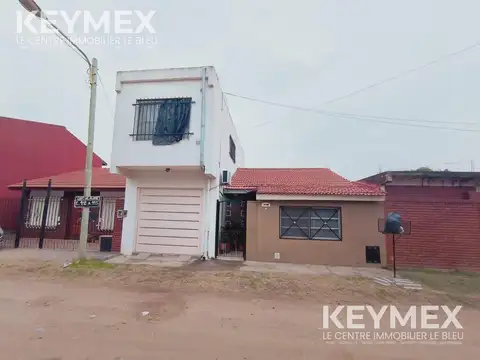 Venta de casa de dos platas para seguir construyendo