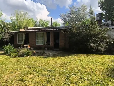 Casa 3 ambientes con 1 baño