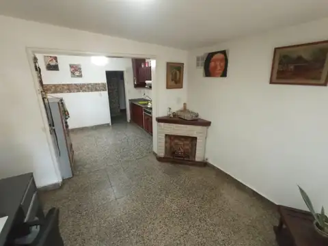 A. Del Valle 1350