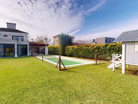 CASA A LA VENTA EN B CDO LOS PILARES