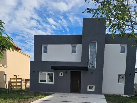 CASA CON RENTA EN SAN PABLO