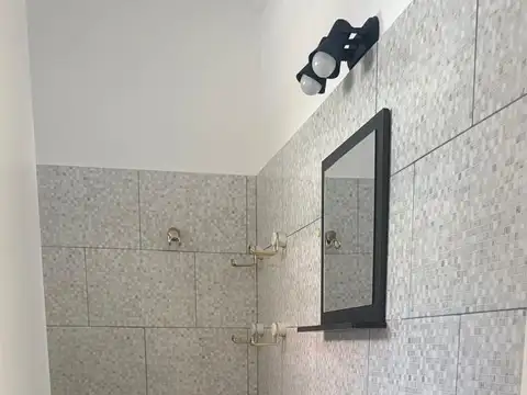 Depto Tipo Casa en Alquiler 40 años