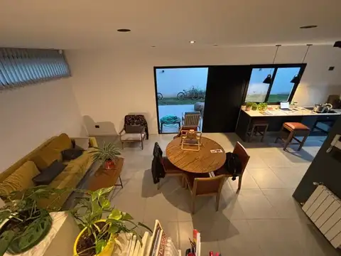 Casa 3 ambientes con 3 baños