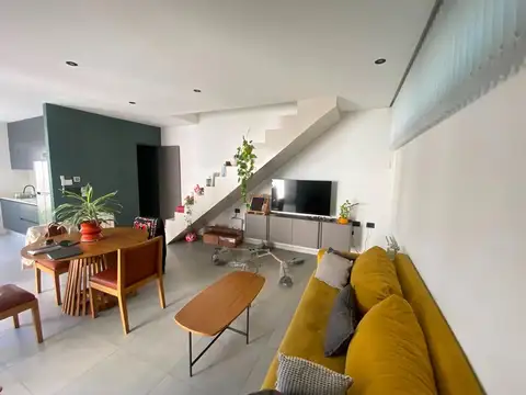 Casa en Venta en Barrio Parque Leloir, USD 170.000