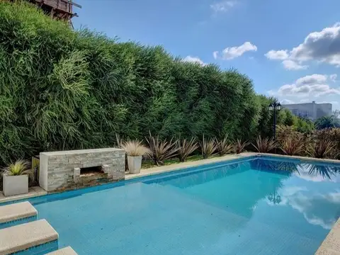 Casa en Alquiler de 5 dormitorios