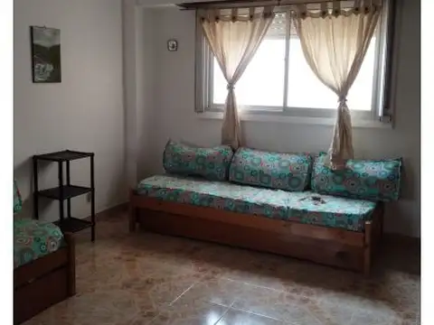 Alquiler temporario departamento 1 ambiente Miramar. Edificio Arenas