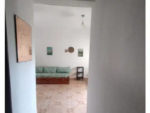 25 791 , Piso 3