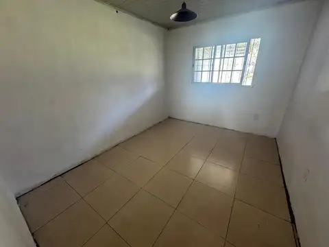 Depto Tipo Casa en Alquiler en Paso del Rey, $ 450.000