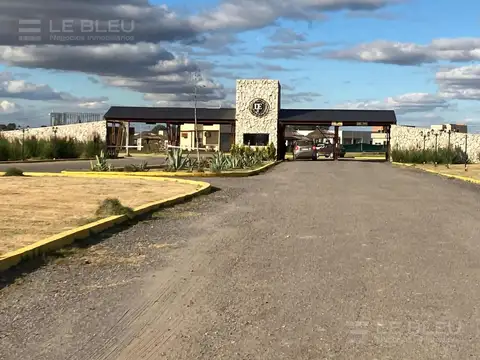VENTA DE DOS LOTES UNIDOS DE 300M2 CADA UNO EN FINCA DON EUGENIO II