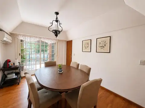 Depto Tipo Casa en Venta con 2 cocheras