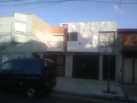 DUPLEX MODERNO DE CATEGIORIA POR DUEÑO