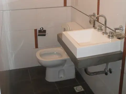 Departamento en Alquiler con 1 cocheras
