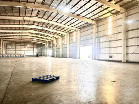 Nave Industrial en Parque Industrial Del Oeste