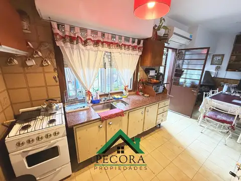 APTA CREDITO Departamento - 4 ambientes - Spadaccini Nº943 - Belen de Escobar