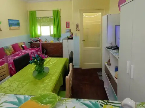Depto Tipo Casa en Venta de 2 ambientes
