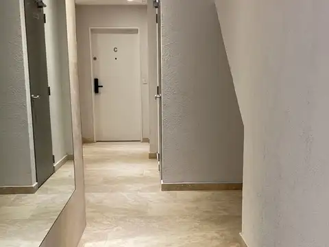 Zapiola 3900, Piso 5